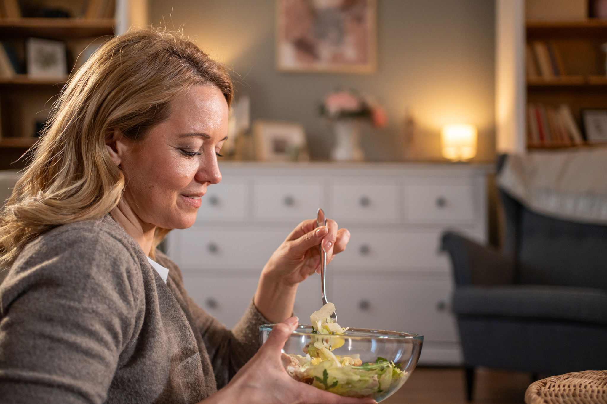 cena leggera orari pasti gonfiore addominale