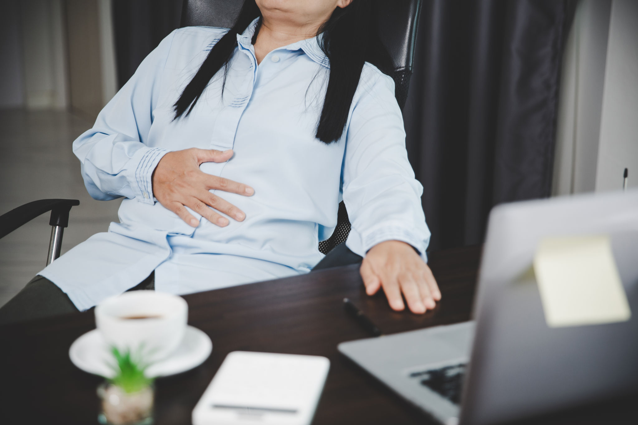 gonfiore da stress e tensione durante la giornata
